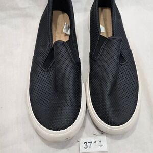 Women's Black Perforated Slip On Sneakers Casual Comfort Shoes Sz 8.5